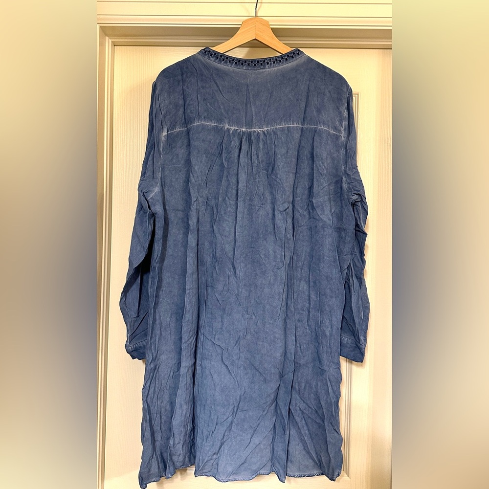 Angel Heart Boutique embroidered tunic dress - Picture 2 of 8